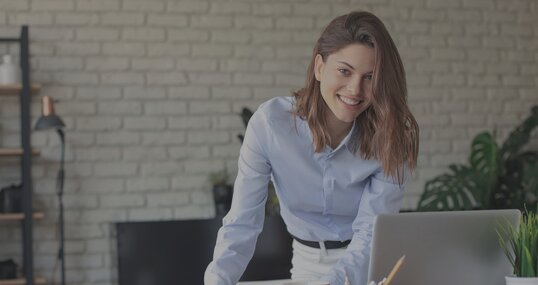 woman smiles it jobs timetoact group